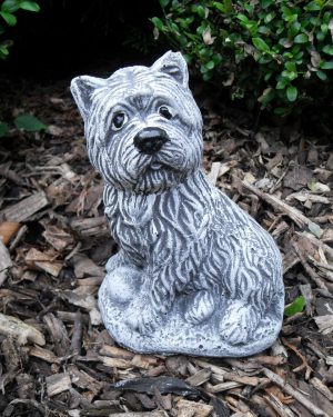 Steinfigur Westi mit Ball