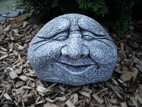 Steinfigur Steingesicht