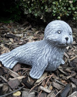Steinfigur natürliche Robbe