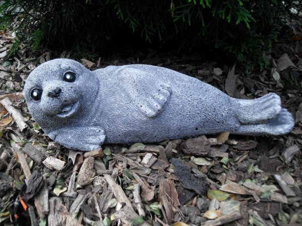 Steinfigur große natürliche Robbe