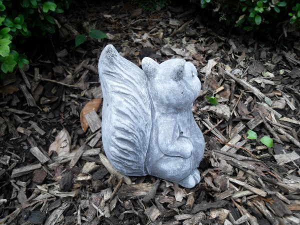 Steinfigur Eichhörnchen – Bild 4