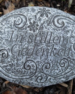 Steinfigur Grabstein In stillem Gedenken