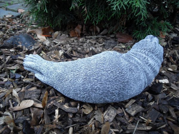 Steinfigur Robbe mit Kind Frostfest Wetterfest Steinguss Garten Haus Deko – Bild 2