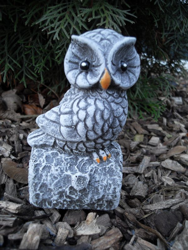 Steinfigur Eule auf Baumstamm Frostfest Wetterfest Kautz Steinguss Garten Deko