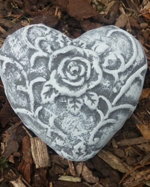 Steinfigur Herz Rose Steinguss Frostfest Wetterfest Haus Garten Grabschmuck