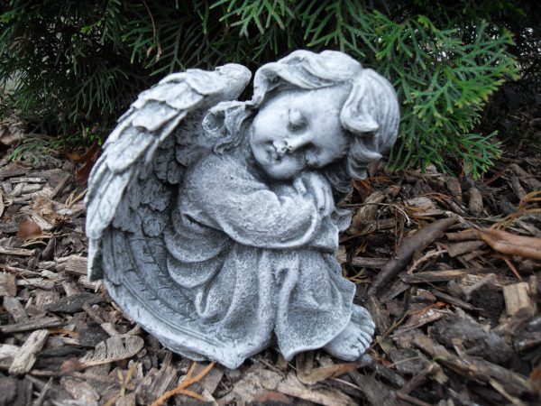 Steinfigur Engel sitzend Steinguss Frostfest Wetterfest Grabschmuck Garten Deko