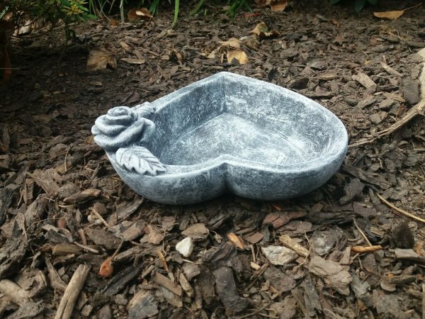 Pflanzschale Herz mit Blüte Steinguss Frostfest Wetterfest Garten Grabschmuck – Bild 3
