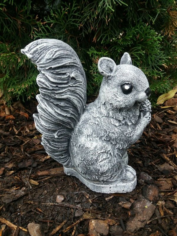 Steinfigur mittleres Eichhörnchen Frostfest Steinguss Garten Haus Deko – Bild 6