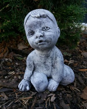 Steinfigur Junge sitzend Frostfest Steinguss Wetterfest Garten Deko