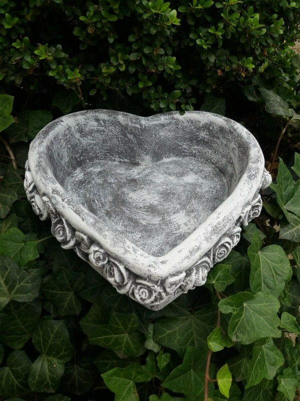 Pflanzschale Herz Rosenrand Steinguss Frostfest Wetterfest Garten Grabschmuck