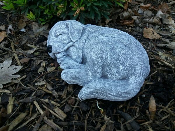 Steinfigur großer Beagle liegend Hund Frostfest – Bild 4