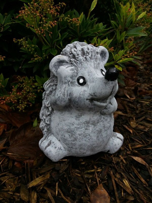 Steinfigur drolliger Igel sitzend Frostfest Steinguss Garten Tier Haustier