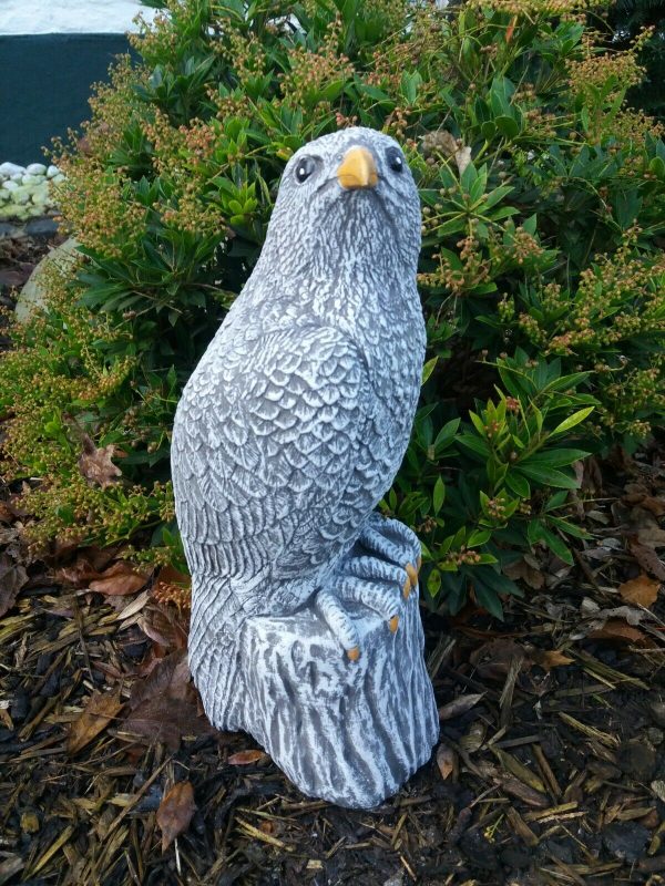 Steinfigur Falke (39 cm) Adler Greifvogel Frostfest Wetterfest Gartenfigur – Bild 3