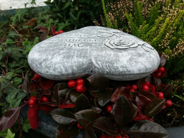 Grabschmuck großes Herz "Wir vermissen Dich" Frostfest Steinguss Grabdekoration – Bild 4