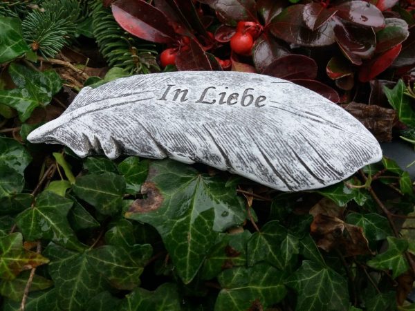 Steinfigur Grabschmuck Feder "In Liebe" Frostfest Grab Deko Trauer – Bild 5
