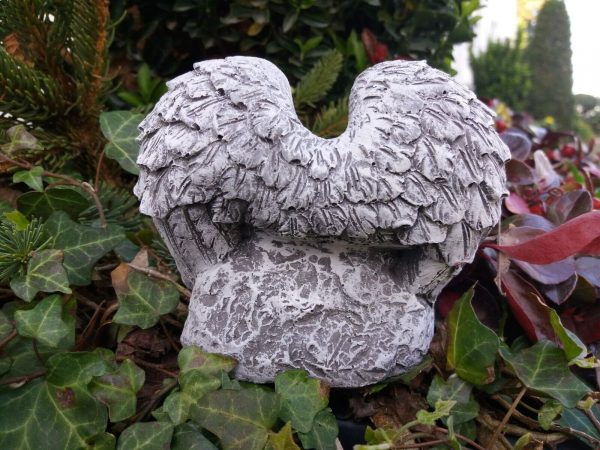 Steinfigur Grabschmuck Buch in Flügel "Ich vermisse Dich" Frostfest Grab Deko – Bild 8