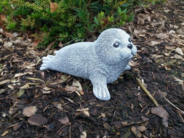 Steinfigur große schöne Robbe Heuler Seehund Frostfest Steinguss Gartenfigur