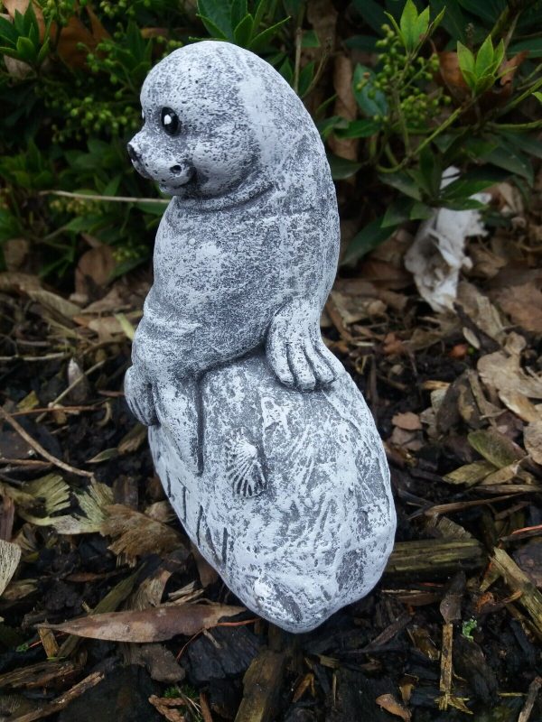 Steinfigur Robbe "MOIN" Heuler Maritim Frostfest Steinguss Wetterfest Garten – Bild 5