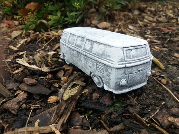 Steinfigur kleiner Bulli Bus Retroauto Frostfest Garten Deko Gartenfigur – Bild 7